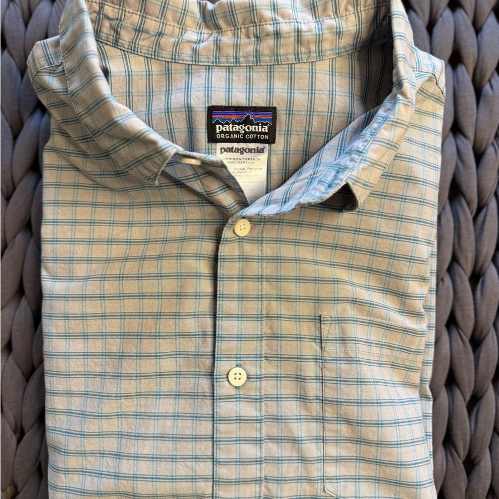 Patagonia Men's Blue Checkered Shirt